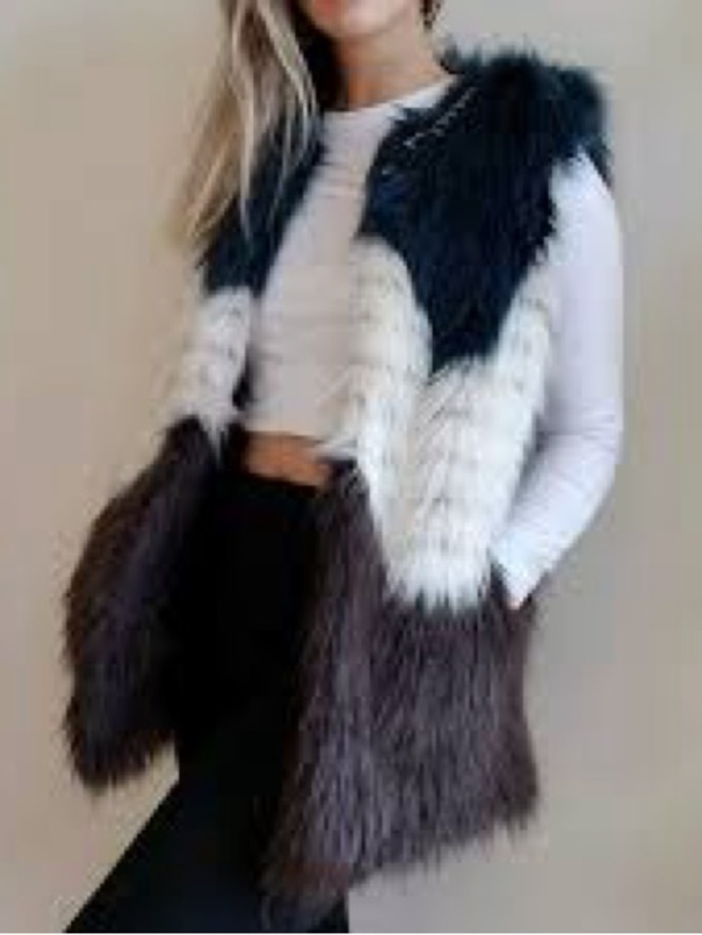Guess Black Faux Fur Coat smoke free home
